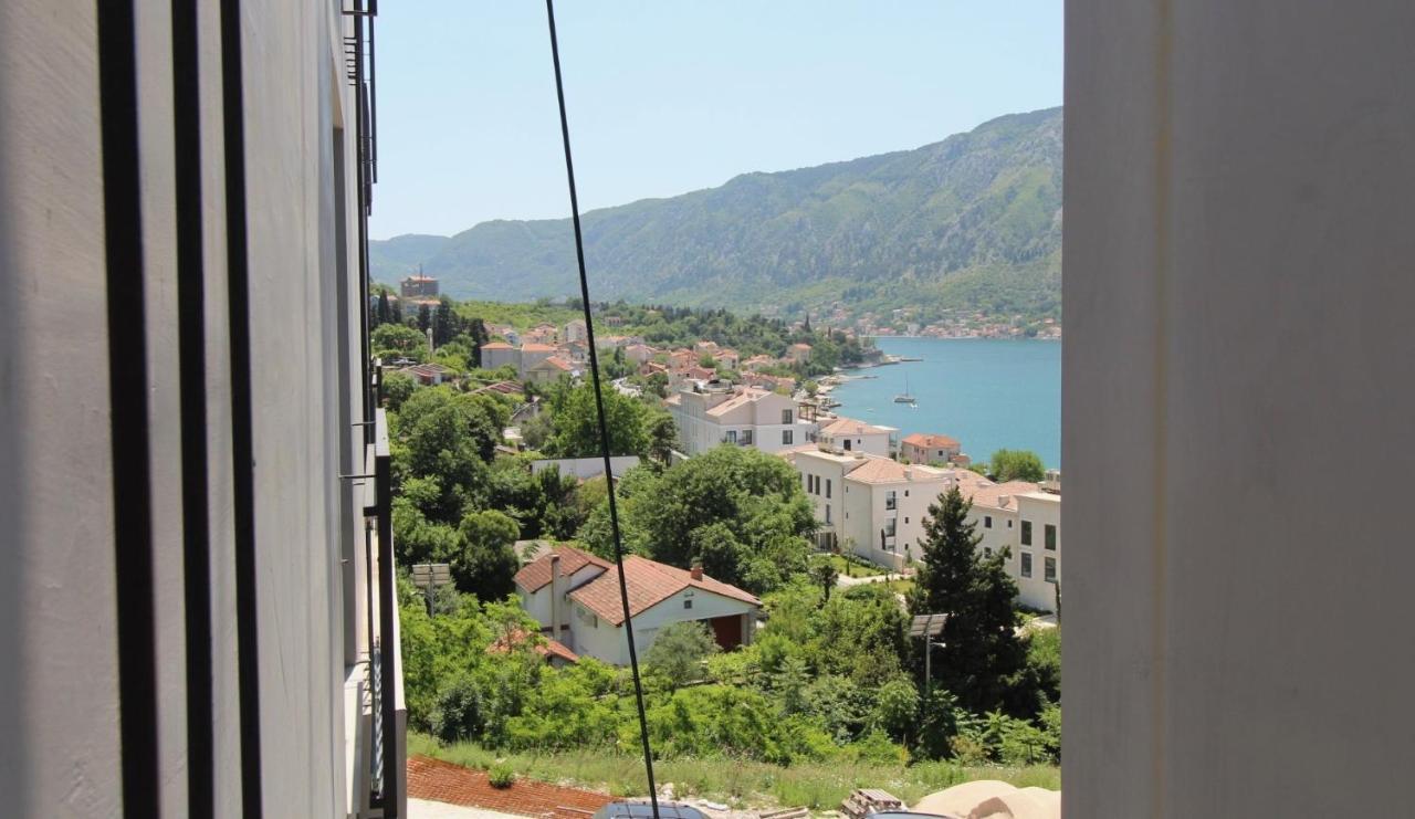 2Bd New Dobrota Apt With Bay Views Kotor Extérieur photo